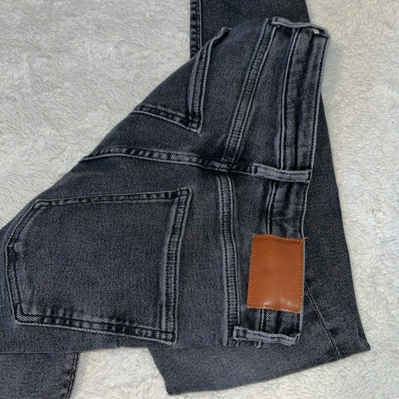 Black high rise Zara jeans - Picture 6 of 7